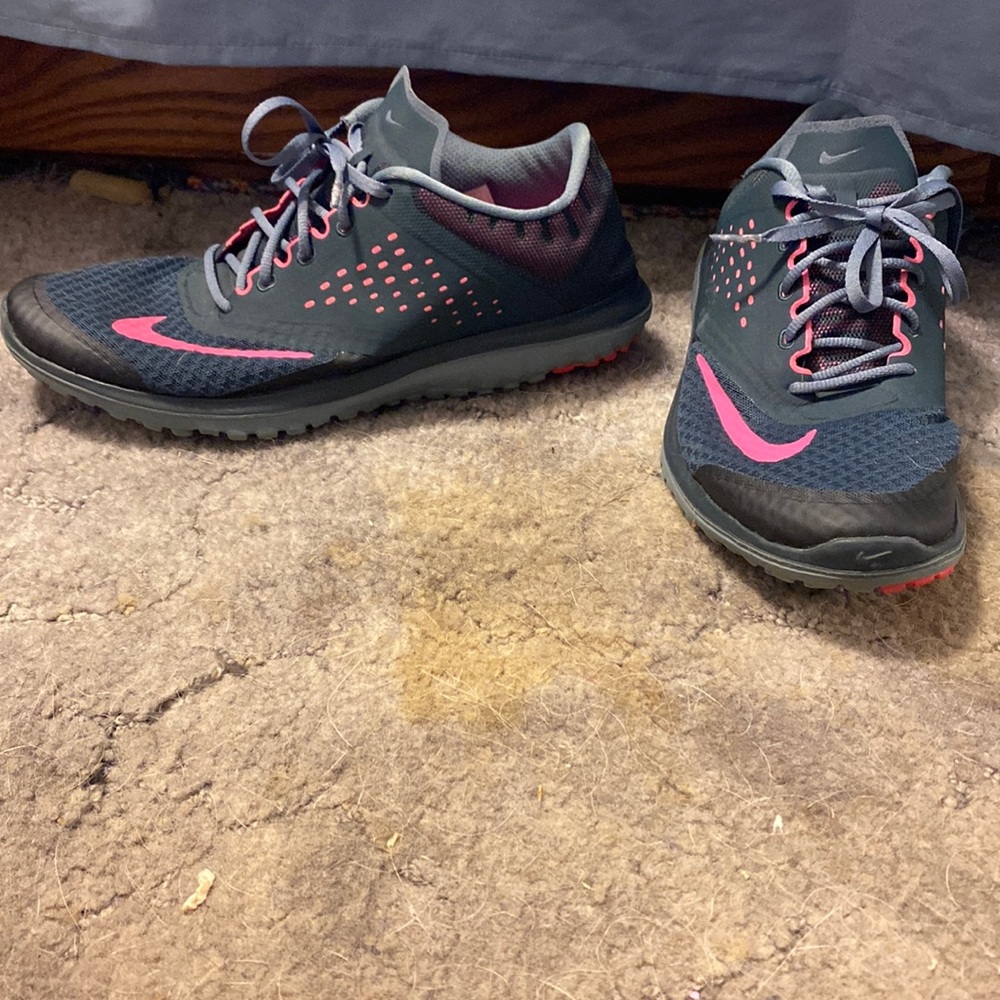 Nike shoes